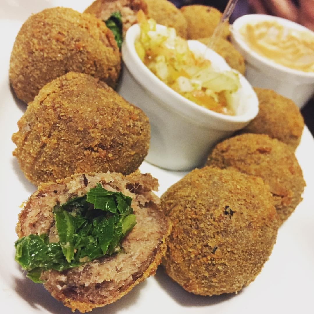 Bolinho de Feijoada
