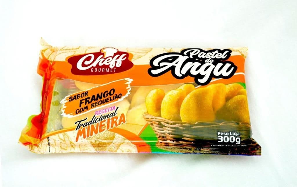 Pastel de Angu de Frango