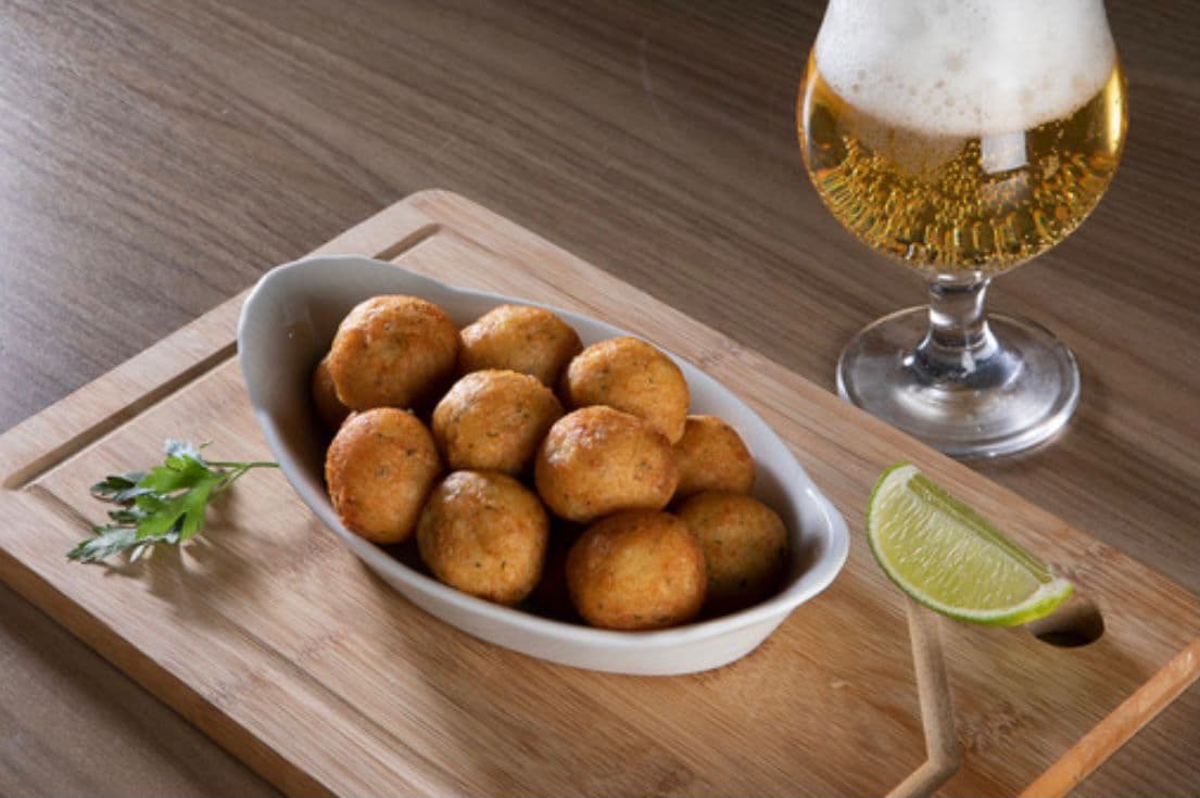 Bolinho de Bacalhau Português — Porção 300 g